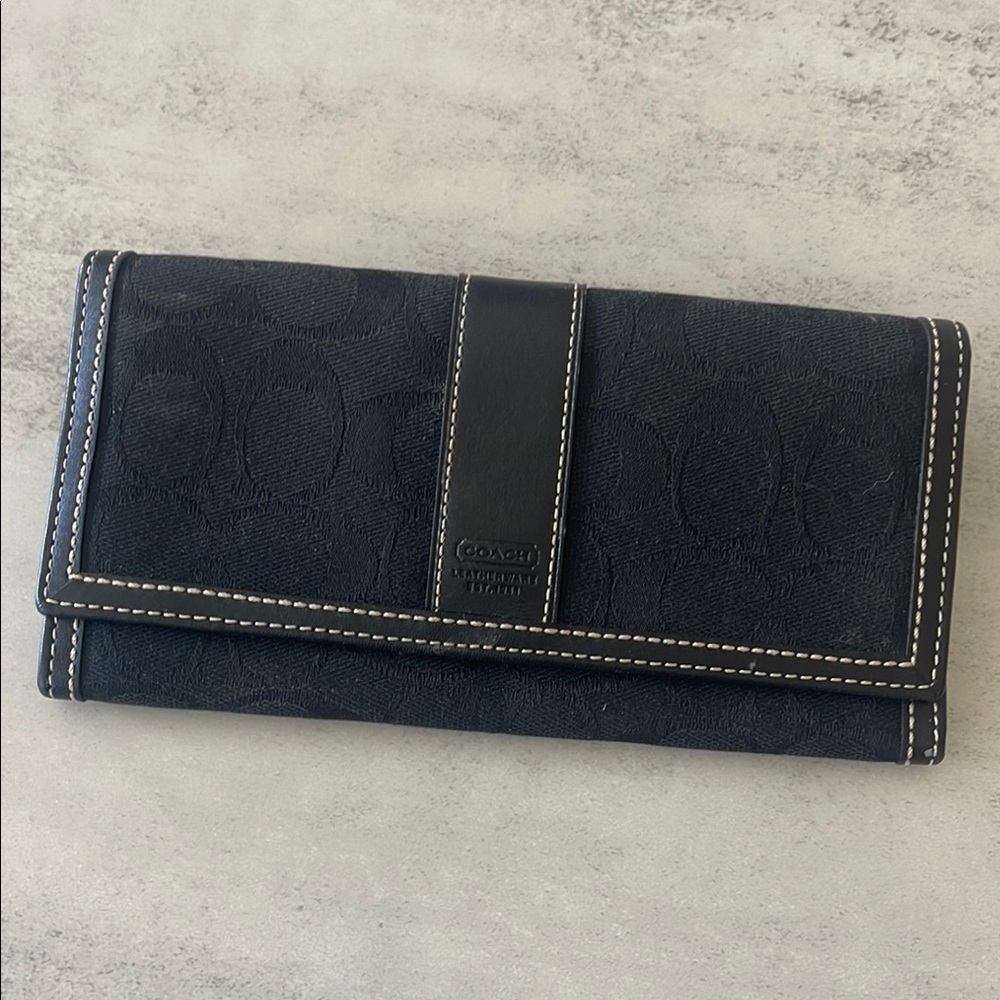 Coach Black Signature Continental Wallet